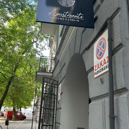 Апартаменти Targowa L1 *